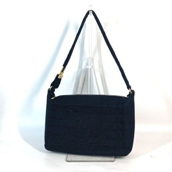 CHANEL Quilted Logo Chocolate Bar CC Mark accessory pouch Shoulder Bag Black - Picture 1 of 16